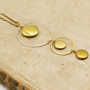 Customized 6 Photo Locket Necklace Circle Necklace Family Photo Jewelry